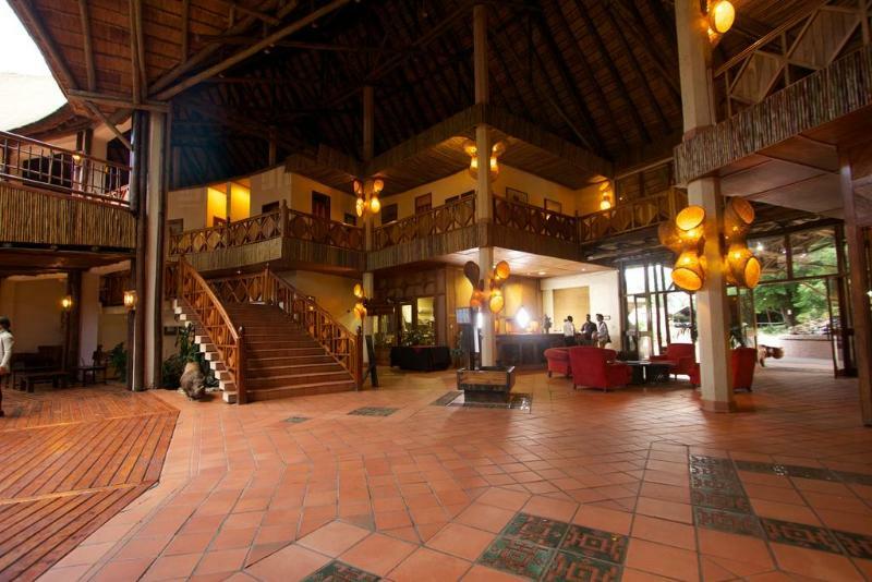 Cresta Mowana Safari Lodge Касане Экстерьер фото